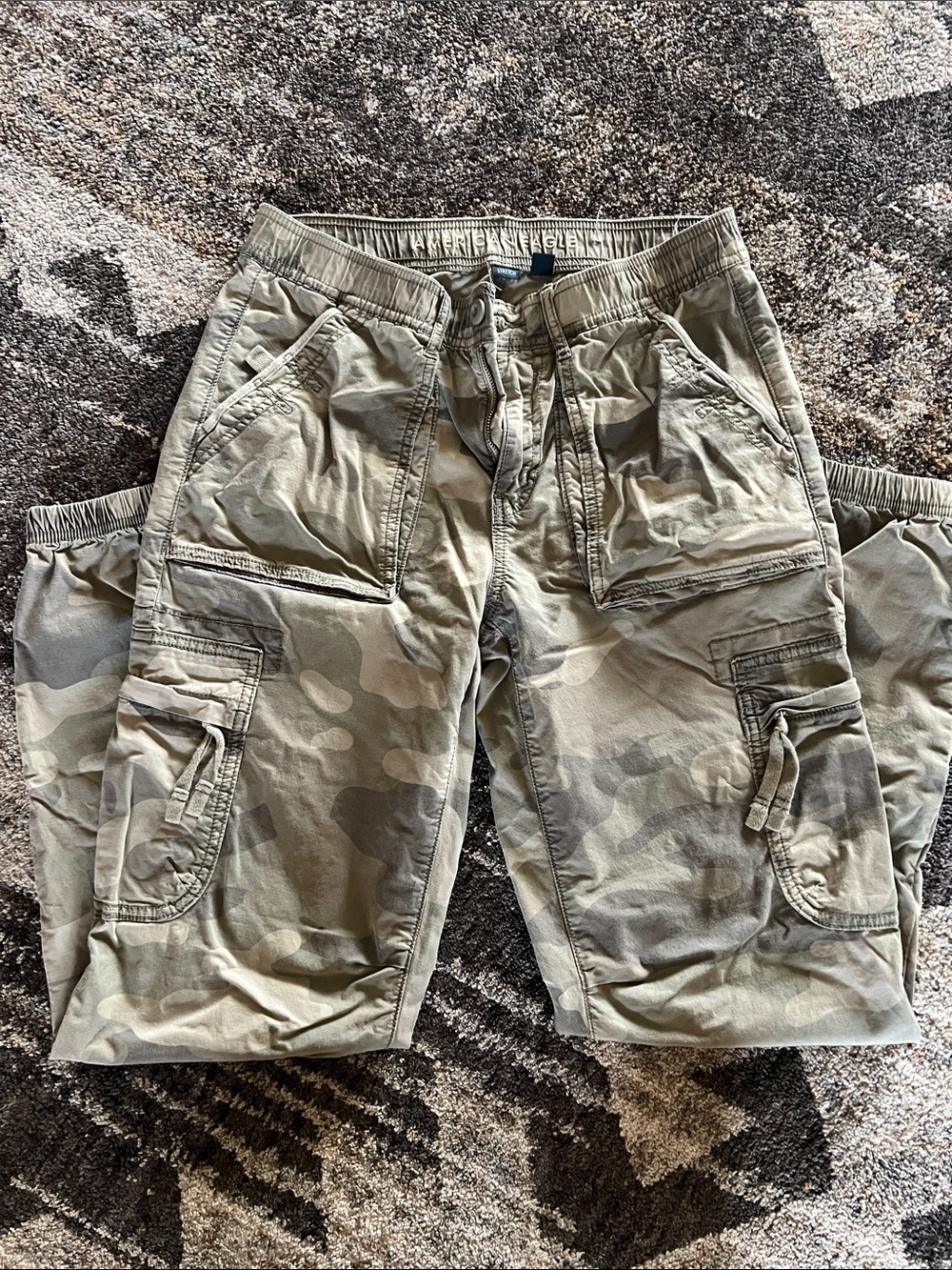 American Eagle Outfitters Olive Camo Women's Cargo Pants